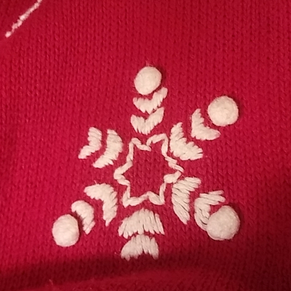 Victoria Jones Pull Over Sweater - Picture 5 of 6